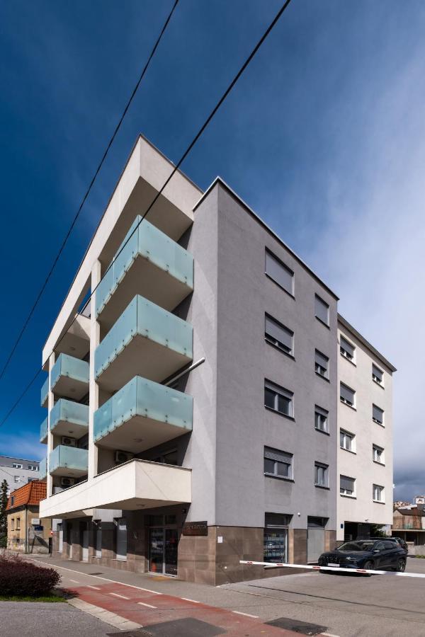 Apartment Zagreb, 0-24, Self Service Check-In, Free Parking Luaran gambar