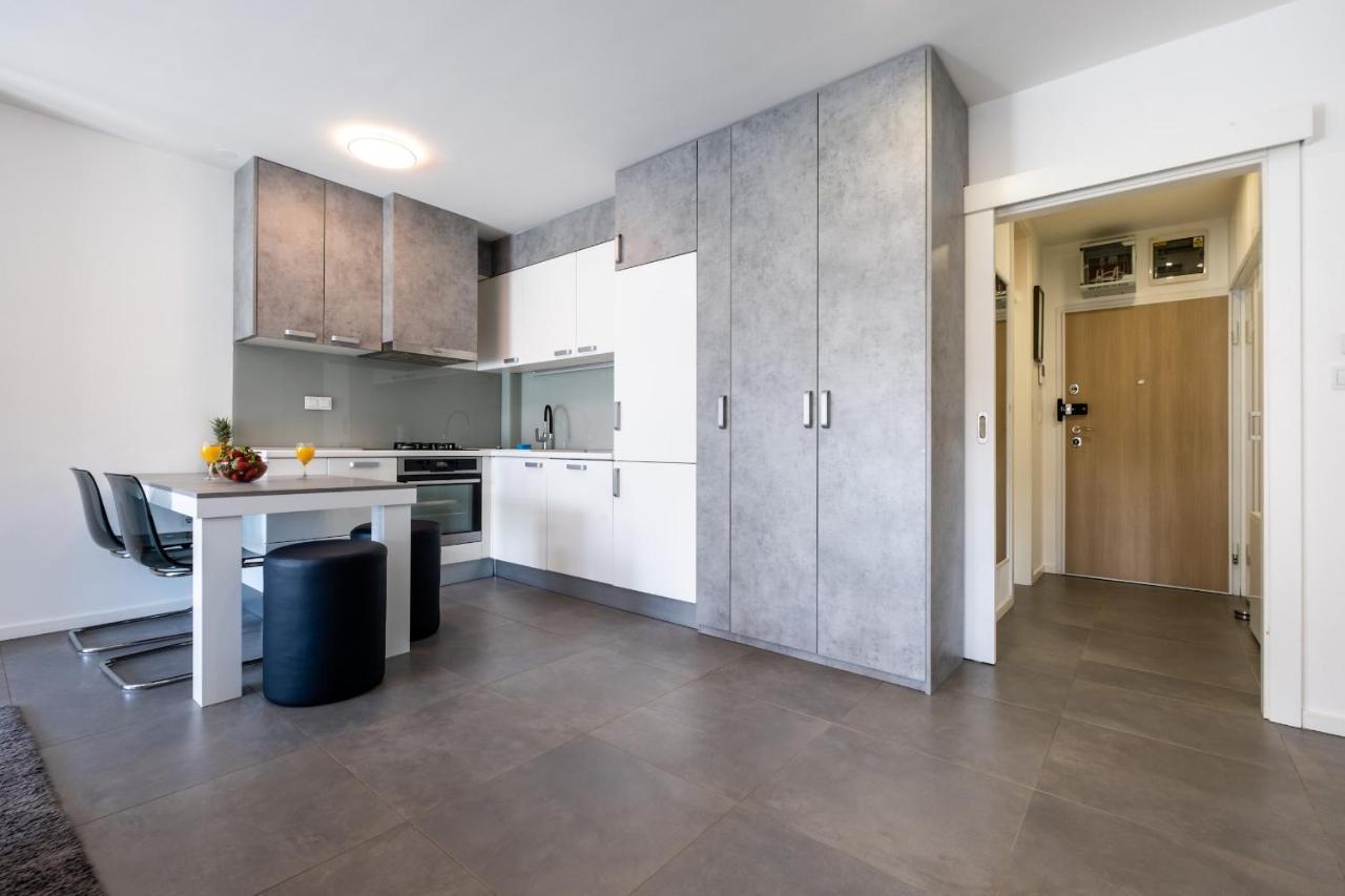 Apartment Zagreb, 0-24, Self Service Check-In, Free Parking Luaran gambar