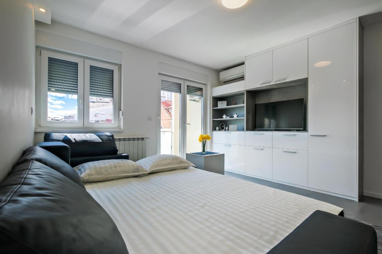 Apartment Zagreb, 0-24, Self Service Check-In, Free Parking Luaran gambar