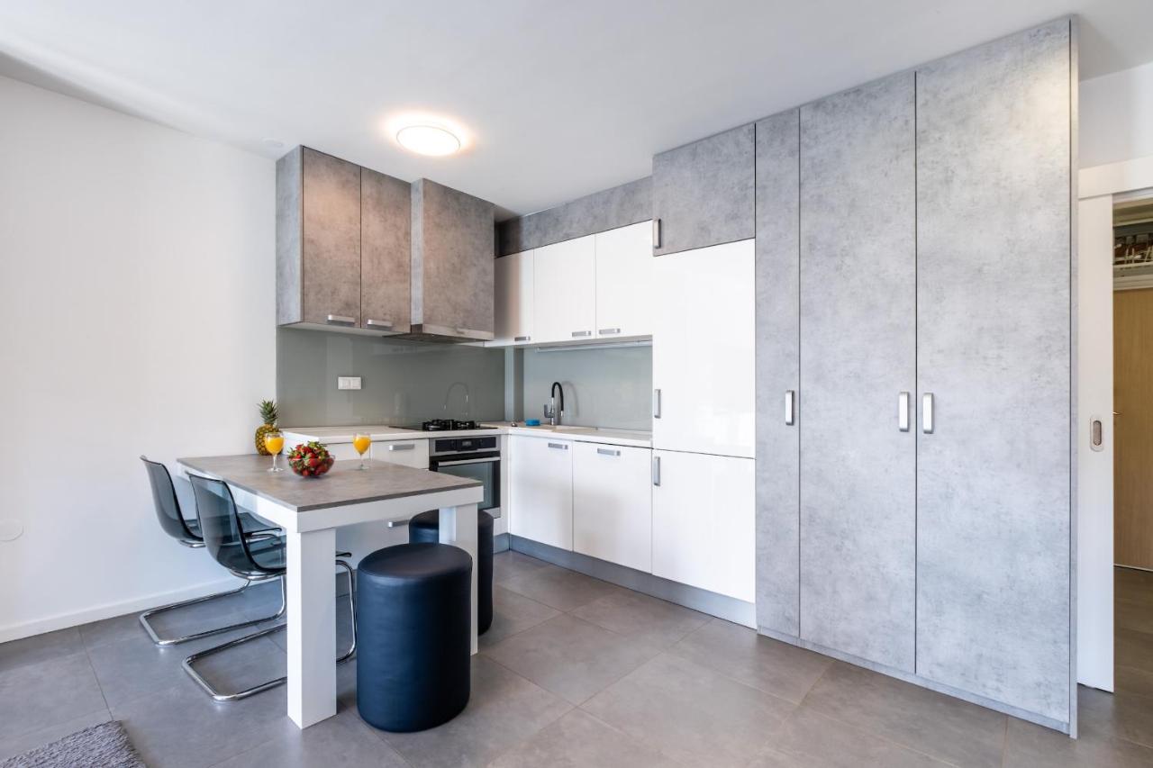 Apartment Zagreb, 0-24, Self Service Check-In, Free Parking Luaran gambar